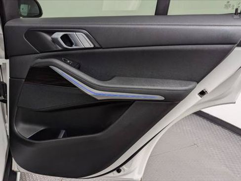 Used 2020 BMW X5 sDrive40i w/ Premium Package RWD image 19