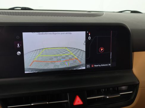 Used 2024 Kia Seltos EX FWD image 6