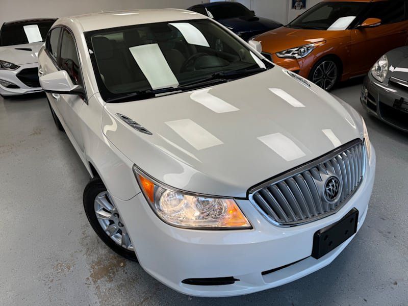 Used 2012 Buick LaCrosse Convenience FWD image 9