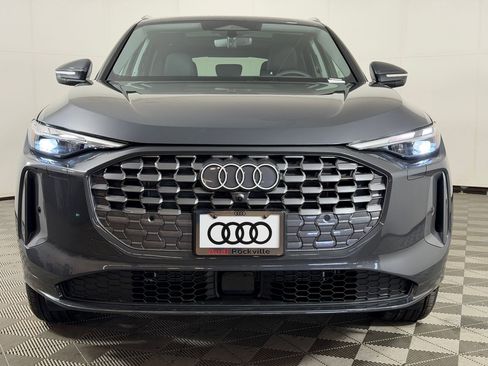 New 2026 Audi Q5 Premium image 6