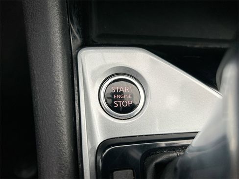 Used 2024 Nissan Altima 2.5 SV image 28