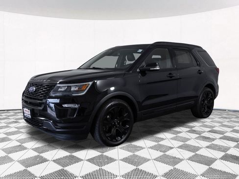 Used 2019 Ford Explorer Sport w/ Equipment Group 401A AWD/4WD image 14