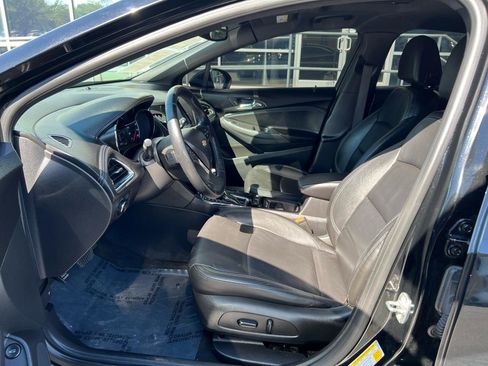 Used 2016 Chevrolet Cruze Premier FWD image 11