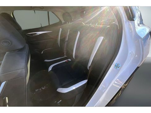 Used 2025 Buick Envision Sport Touring image 21