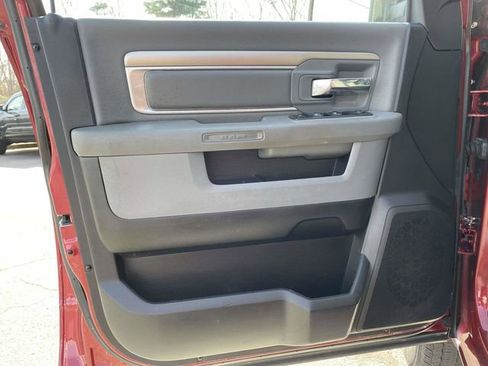 Used 2015 RAM 2500 SLT image 18