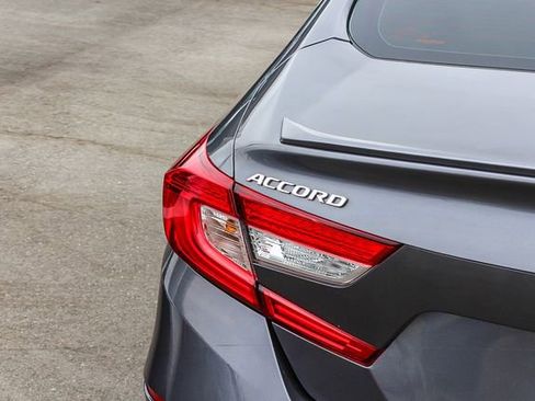Used 2020 Honda Accord Sport image 8