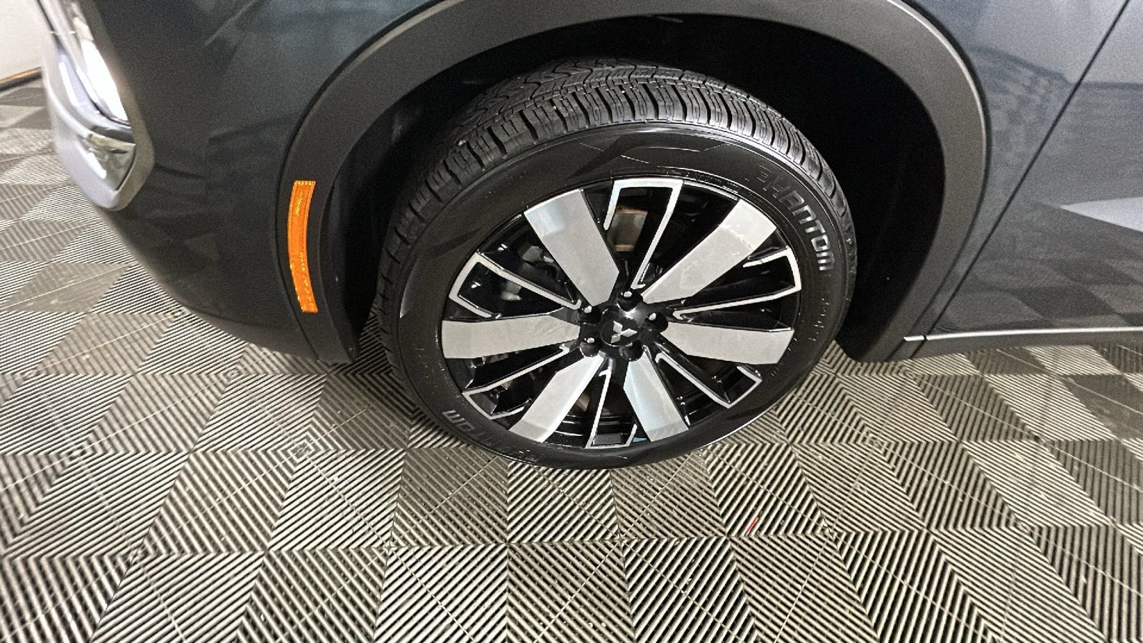 Used 2025 Mitsubishi Outlander SE AWD/4WD image 9