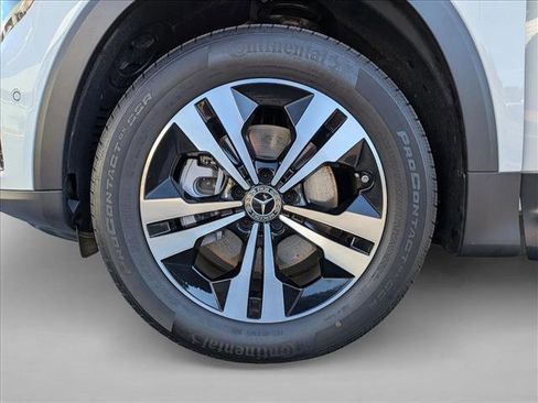 Certified 2025 Mercedes-Benz GLB 250 image 23