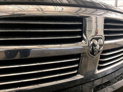 Used 2019 RAM 1500 Big Horn image 29