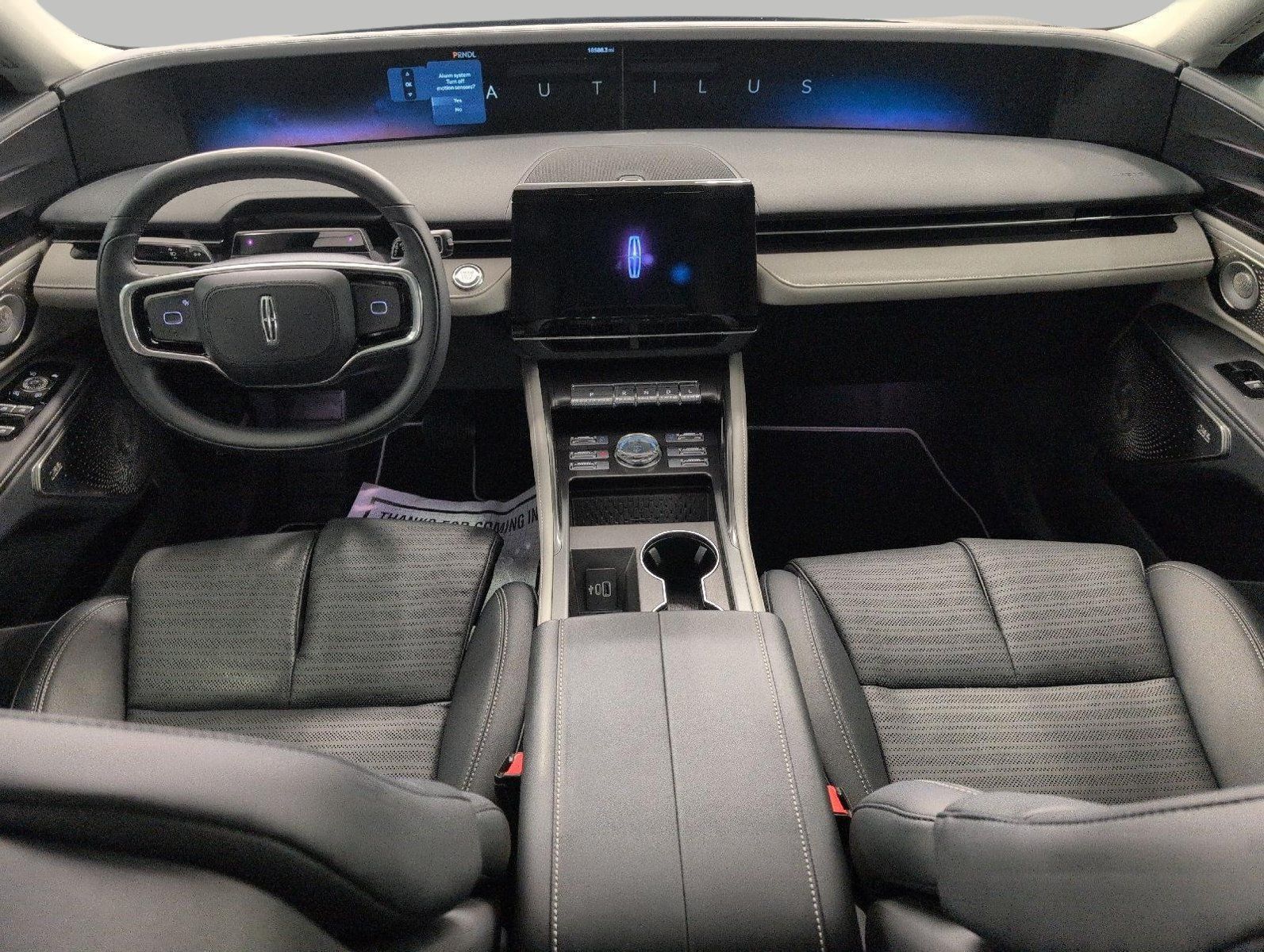 Used 2025 Lincoln Nautilus Reserve AWD/4WD image 7