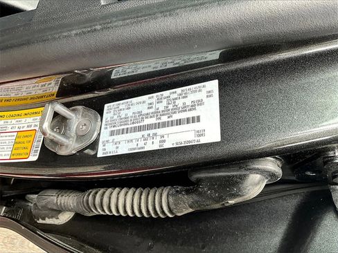 Used 2020 Ford Escape SEL image 33