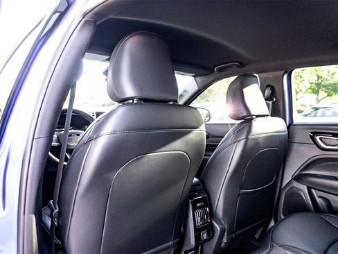 Used 2026 Jeep Compass Limited image 19