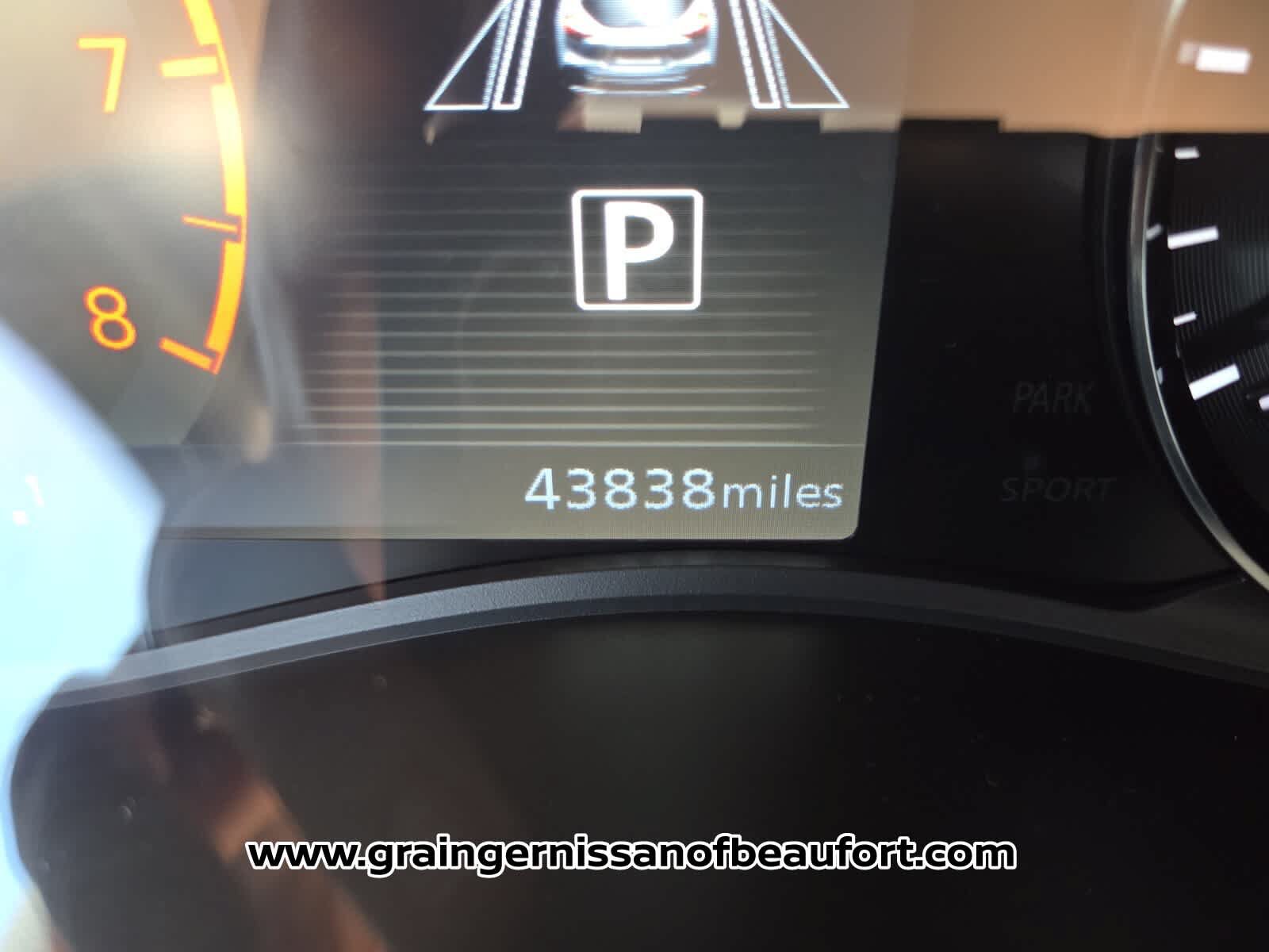 Used 2023 Nissan Kicks SR w/ SR Premium Package FWD image 15