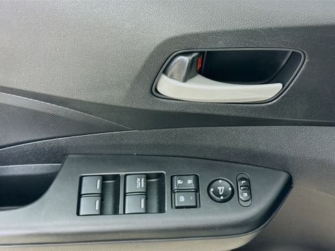 Used 2015 Honda CR-V LX image 20
