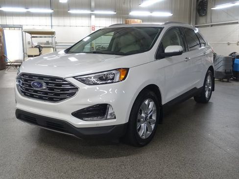 Used 2020 Ford Edge Titanium AWD/4WD image 3