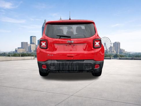 Used 2023 Jeep Renegade Latitude AWD/4WD image 24