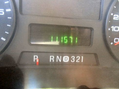 Used 2005 Ford F250 XL AWD/4WD image 14
