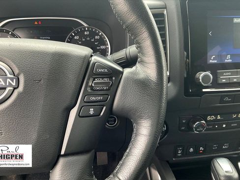 Used 2024 Nissan Frontier SV w/ SV Convenience Package image 19