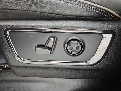 Used 2022 RAM 1500 Limited image 39