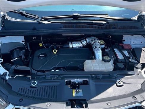 Used 2022 Buick Encore Preferred w/ Safety Package AWD/4WD image 28