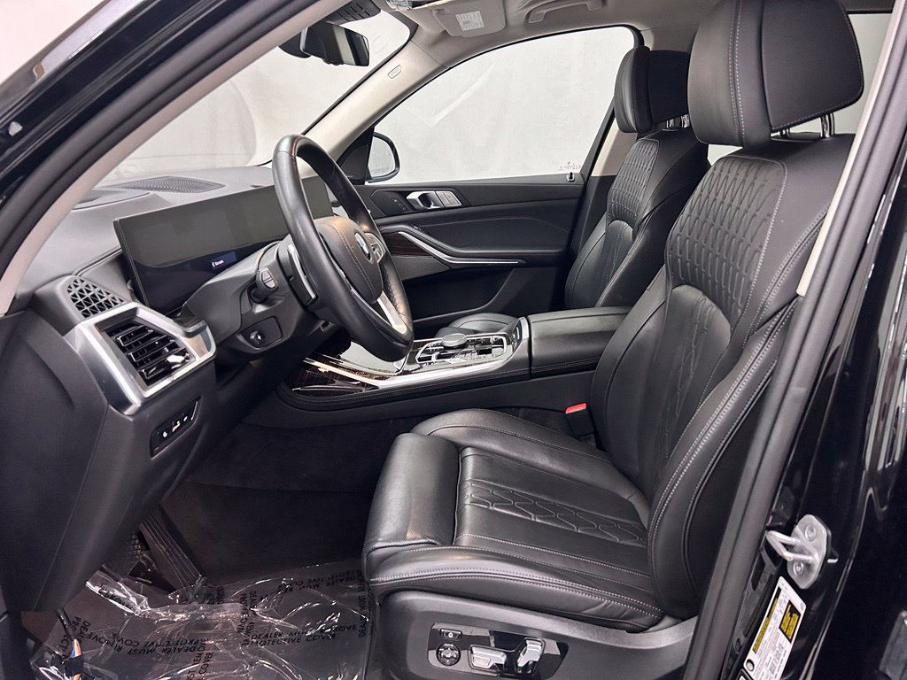 Used 2026 BMW X7 xDrive40i AWD/4WD image 13