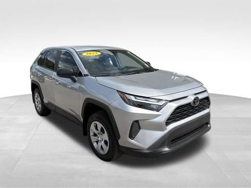Used 2023 Toyota RAV4 LE FWD image 8