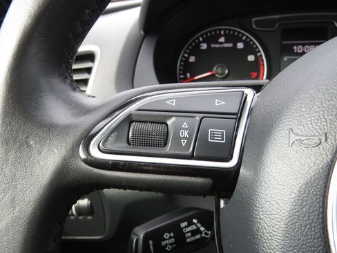 Used 2018 Audi Q3 2.0T Premium w/ Convenience Package image 22