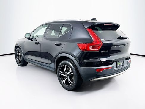 Used 2023 Volvo XC40 B5 Core w/ Protection Package Premier image 5