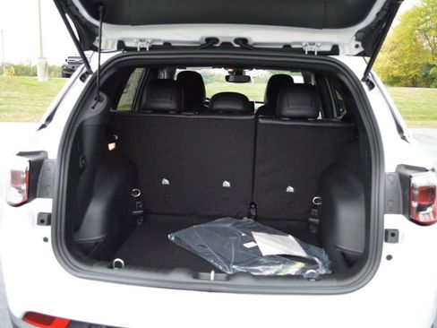 New 2026 Jeep Compass Limited image 32