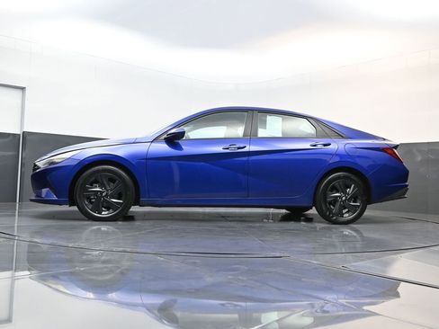 Certified 2023 Hyundai Elantra SEL image 25