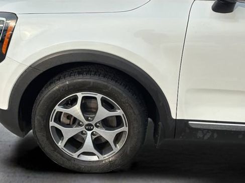 Used 2020 Kia Telluride EX image 26