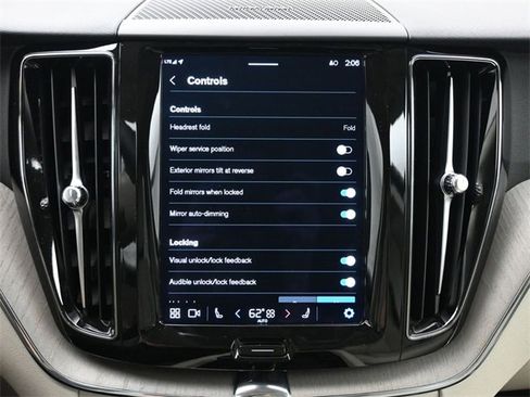 Used 2023 Volvo XC60 B5 Plus w/ Protection Package image 16