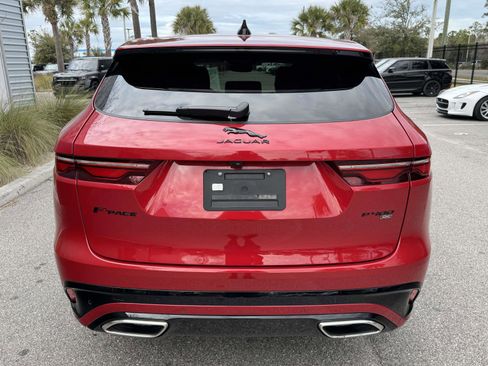 Used 2023 Jaguar F-PACE R-Dynamic S image 7