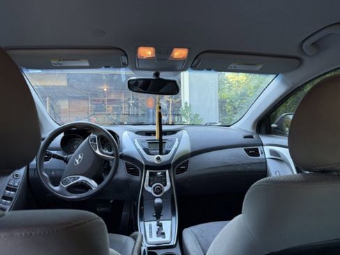 Used 2012 Hyundai Elantra GLS w/ Preferred Pkg 3 FWD image 15