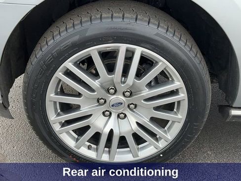 Used 2024 Ford Expedition Limited image 12