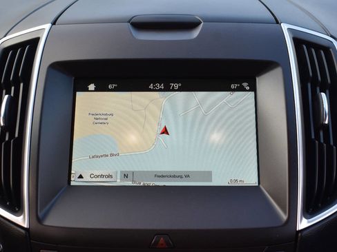 Used 2017 Ford Edge Titanium w/ Equipment Group 301A image 25