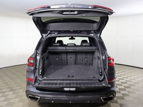 Used 2020 BMW X5 M50i w/ Premium Package AWD/4WD image 19