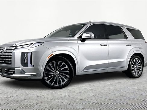 Used 2024 Hyundai Palisade Calligraphy image 1