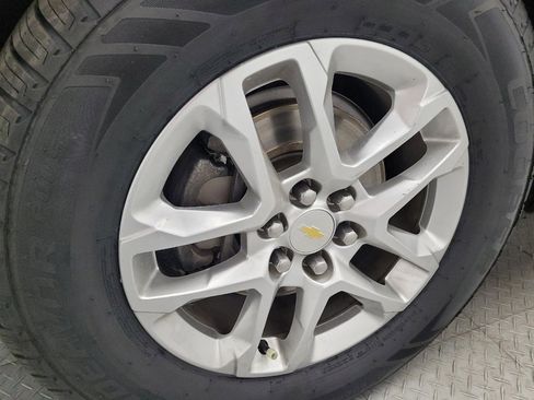 Used 2018 Chevrolet Traverse LS FWD image 31