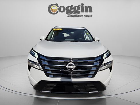 Certified 2024 Nissan Rogue Platinum image 5