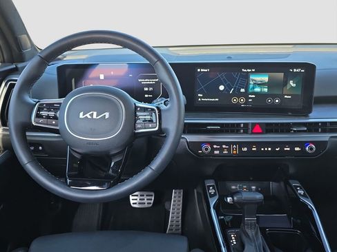 Used 2025 Kia Sorento SX Prestige image 13