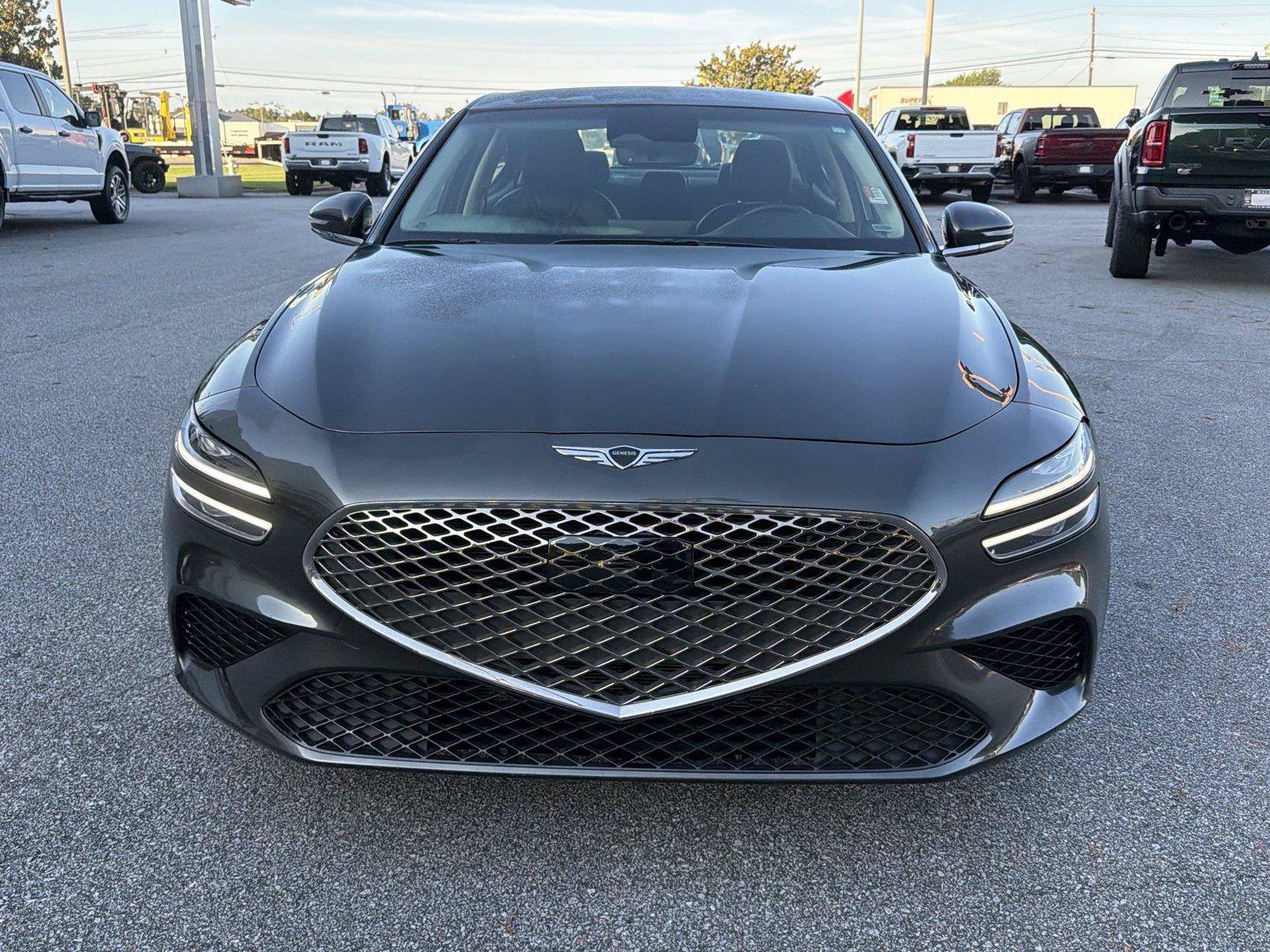 Used 2025 Genesis G70 2.5T RWD image 3