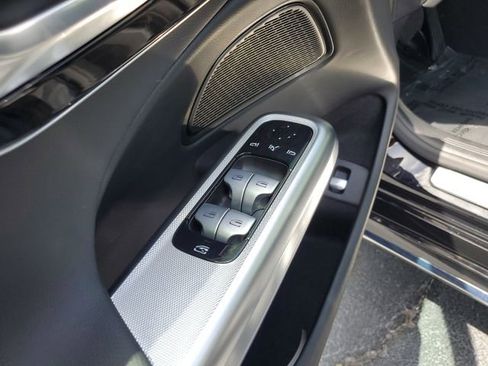 Used 2026 Mercedes-Benz E 350 Sedan w/ Winter Package image 17