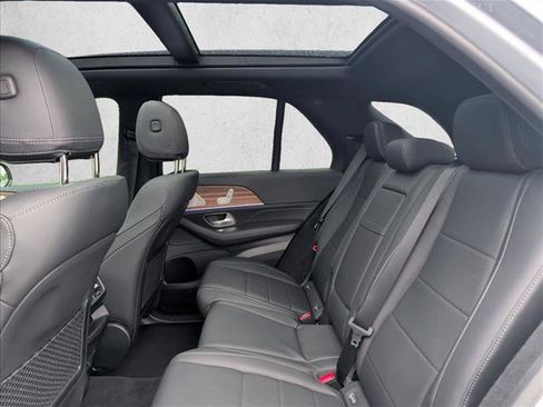 Certified 2025 Mercedes-Benz GLE 450 4MATIC image 16