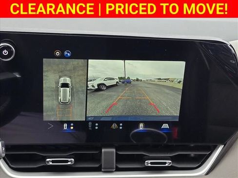 New 2026 Chevrolet Equinox LT w/ Convenience Package II AWD/4WD image 19
