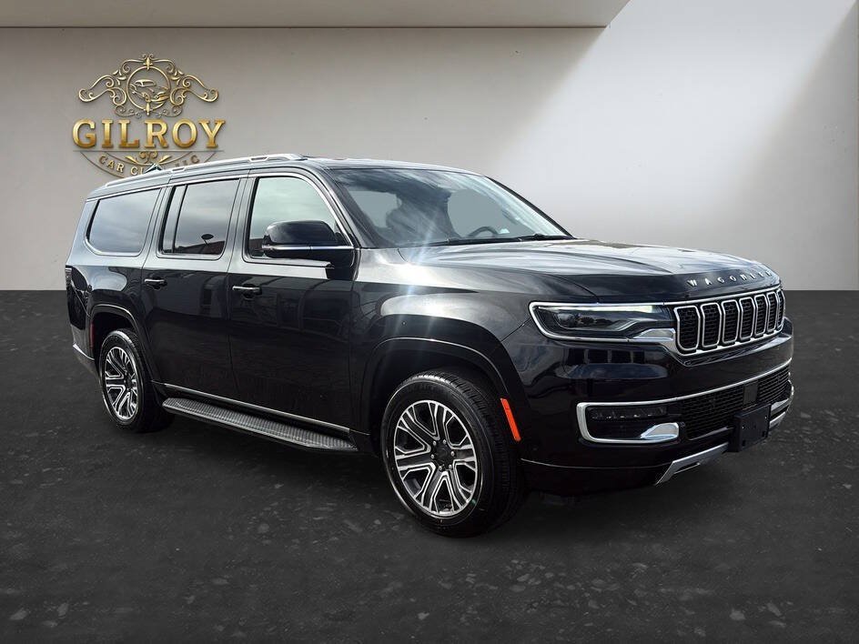 Used 2024 Jeep Wagoneer L Series II w/ Flexible Seating Group AWD/4WD image 3