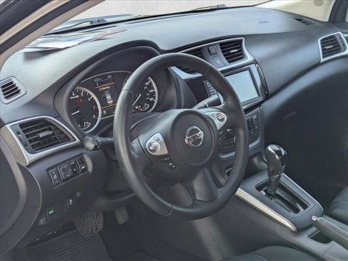 Used 2019 Nissan Sentra SV FWD image 10