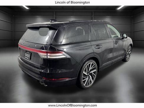 Certified 2025 Lincoln Aviator Black Label w/ Jet Appearance Package image 8