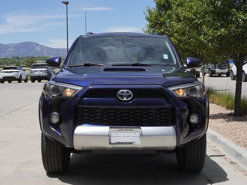 Used 2015 Toyota 4Runner Trail Premium AWD/4WD image 5