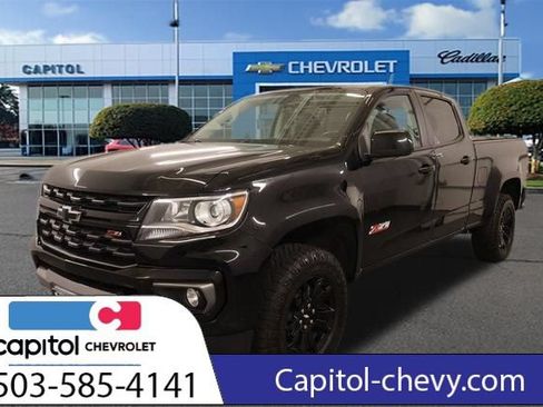Used 2022 Chevrolet Colorado Z71 w/ Z71 Midnight Edition AWD/4WD image 7